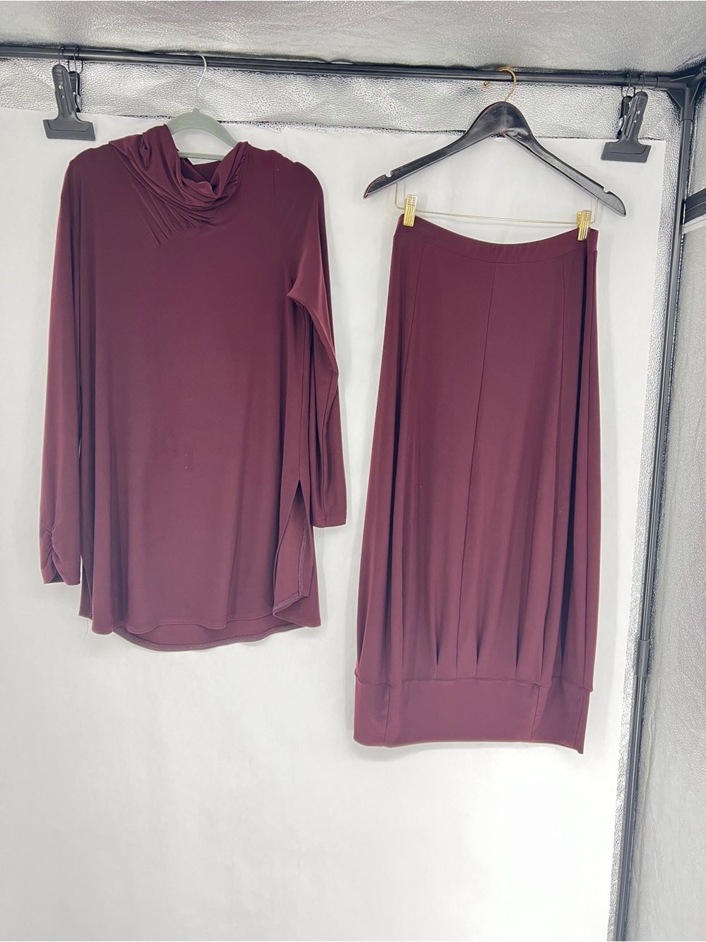 Sympli Burgundy lagenlook Set Pull-On Midi Skirt - Elegant Stretch Knit